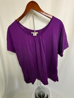 Charlotte Russe Purple Short Sleeve Scoop Neck Top